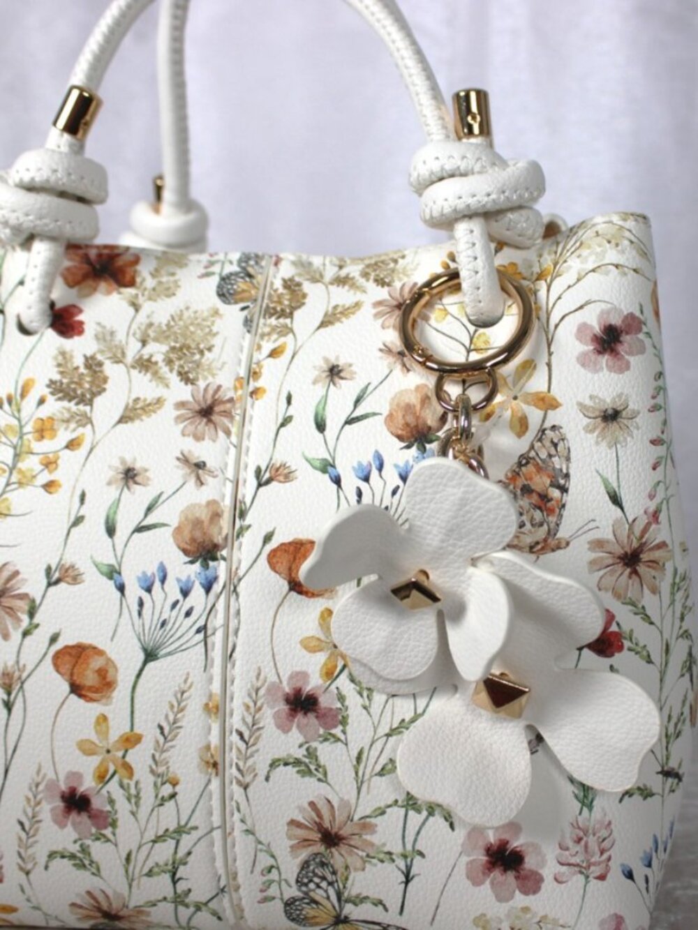 NWT ALDO Floral Butterfly Satchel Crossbody Bag with Flower Charm White - Picture 4 of 10